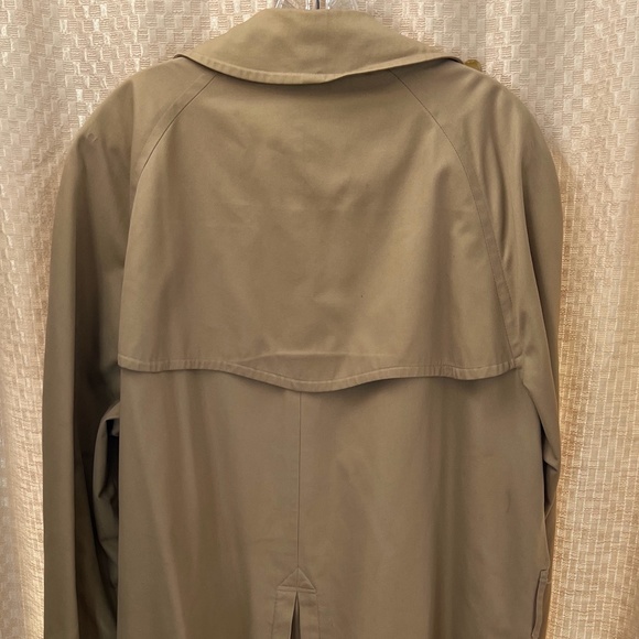 VINTAGE BURBERRY DOUBLE-BREASTED TRENCH COAT - MENS SIZE L - Picture 2 of 7